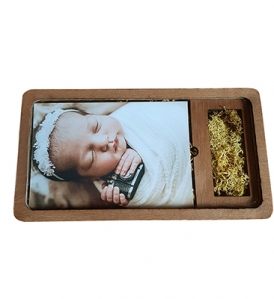 Cutie personalizata Stick si Fotografii Together